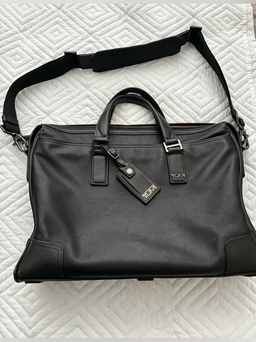 Tumi Black Leather Zip-Top Briefcase with Detachable Shoulder Strap
